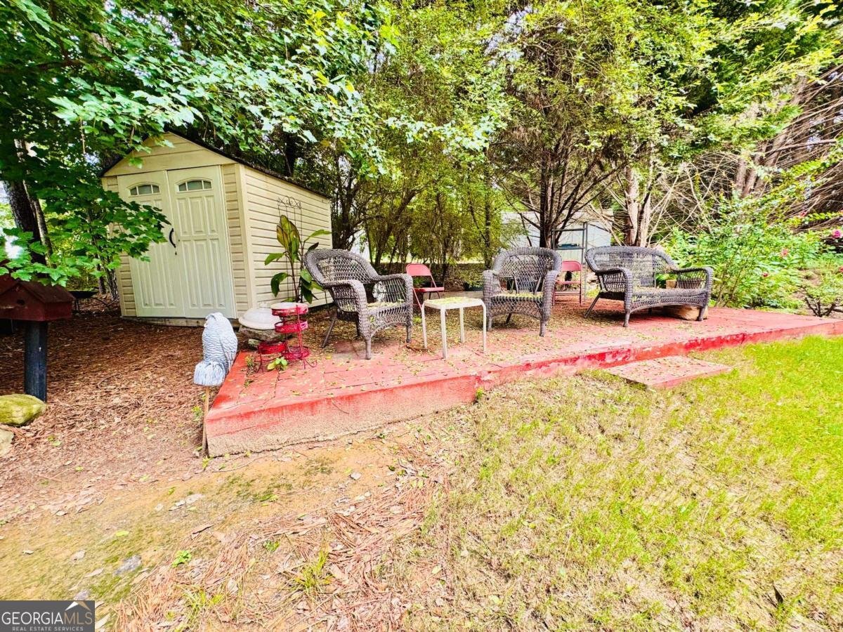 1216 Saint James Place Loganville - 6