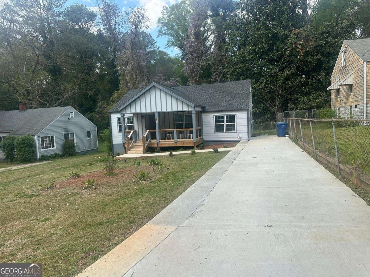 1841 Bayberry Drive Atlanta - 8