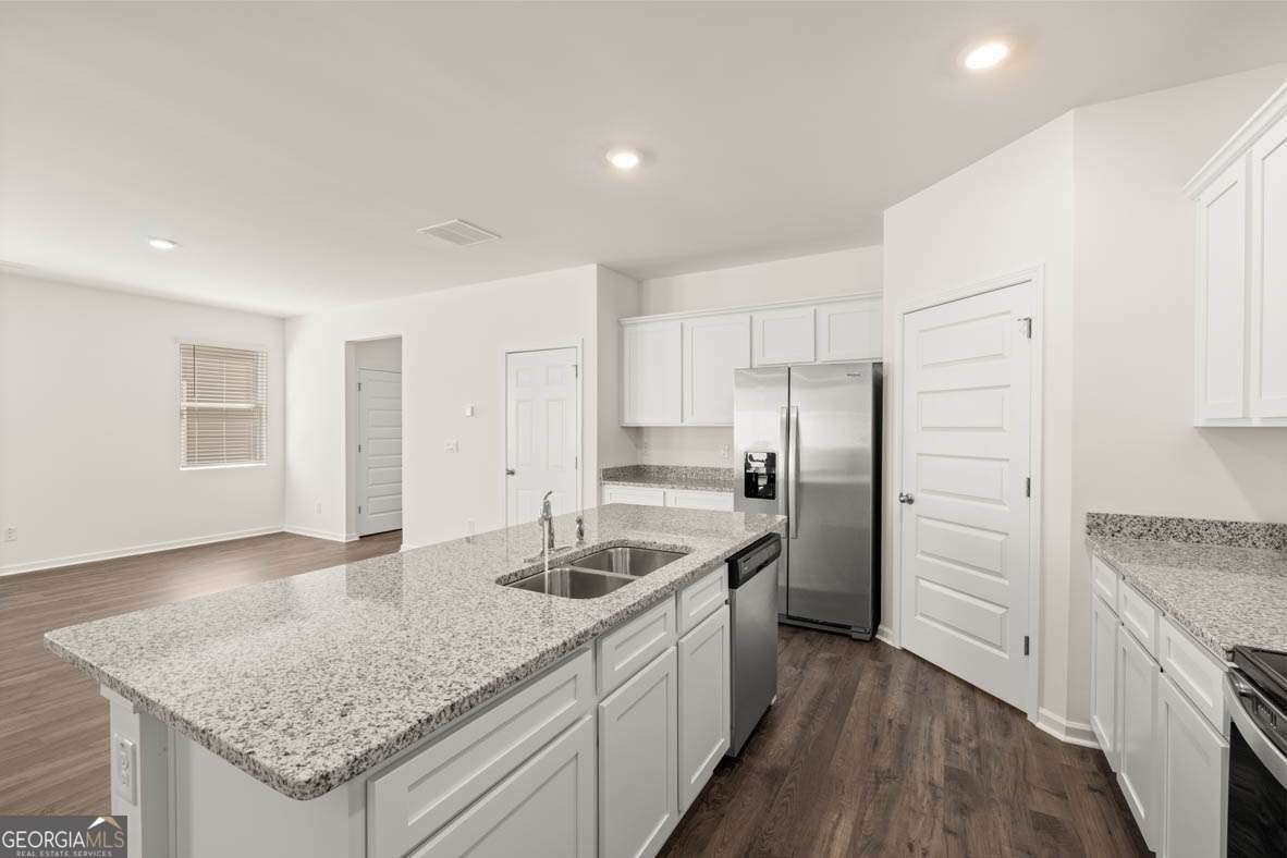 6100 Knickerbocker Street Mableton - 1