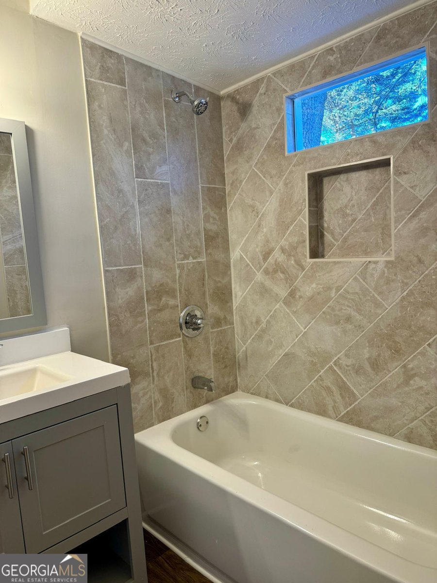 4636 Candlewyck Way Buford - 23