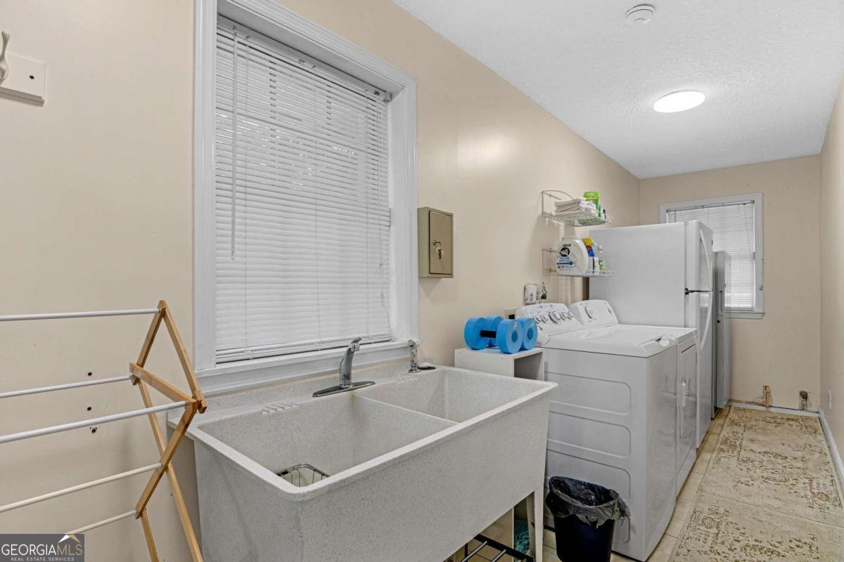 179 Zellwood Drive Brunswick - 27