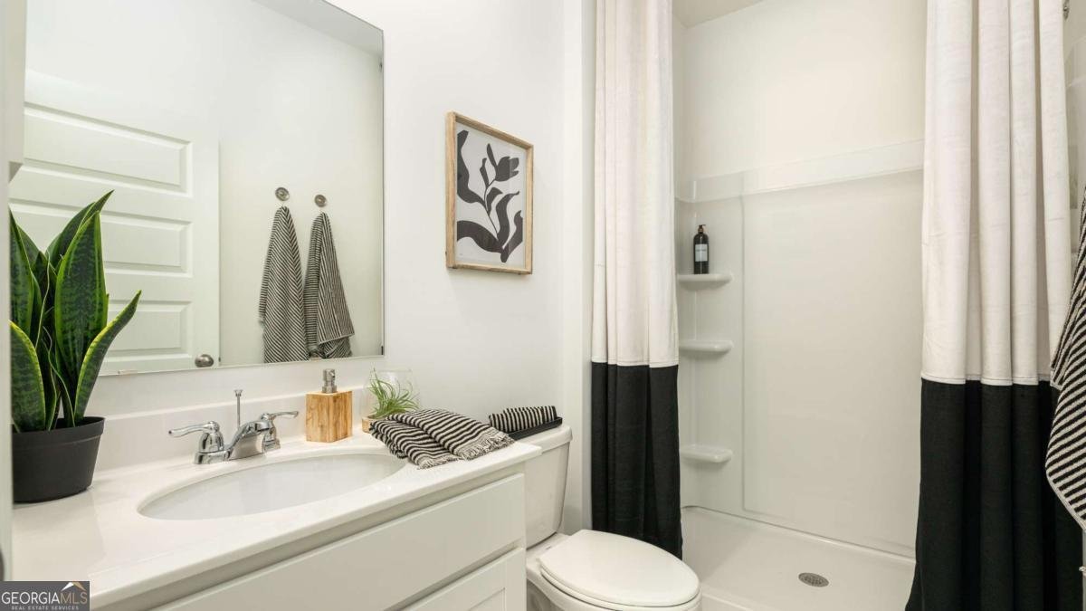 6221 Honeybell Alley Mableton - 6