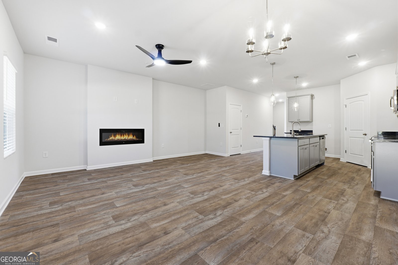 8393 Columbia Court Palmetto - 10