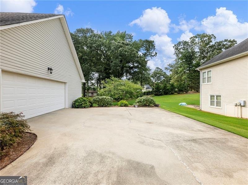 4006 Churchill Downs Drive Gainesville - 46