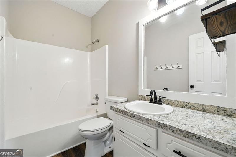 605 Spring Canton - 15