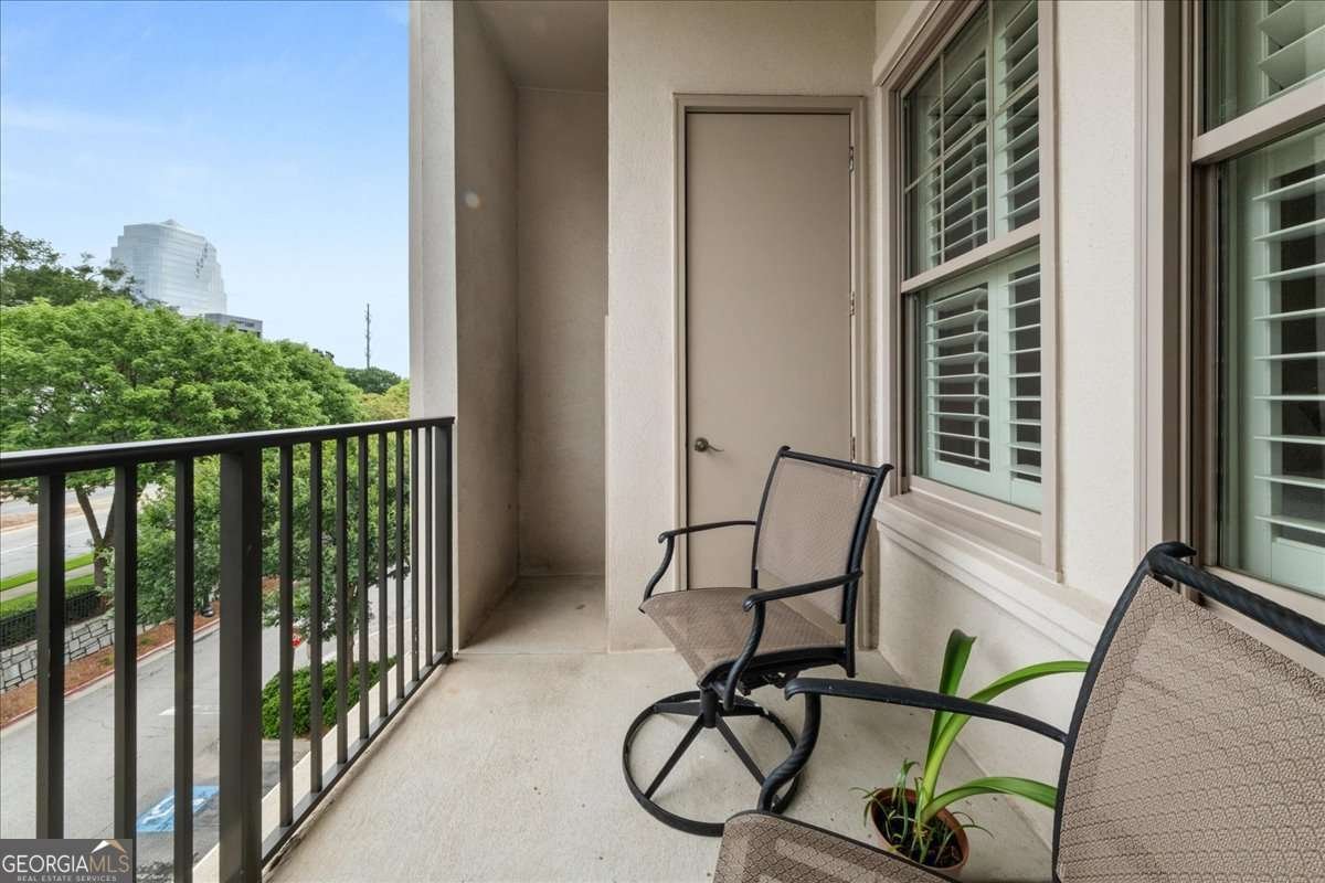 3621 Vinings Slope Atlanta - 21