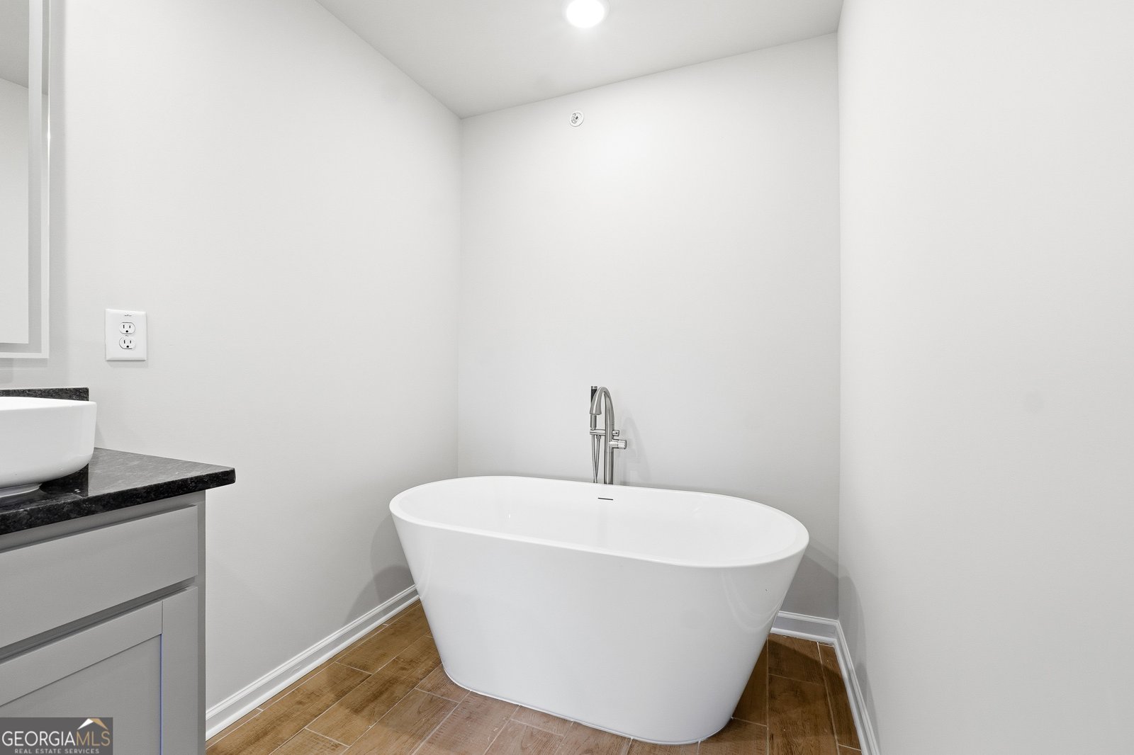 8371 Columbia Court Palmetto - 18