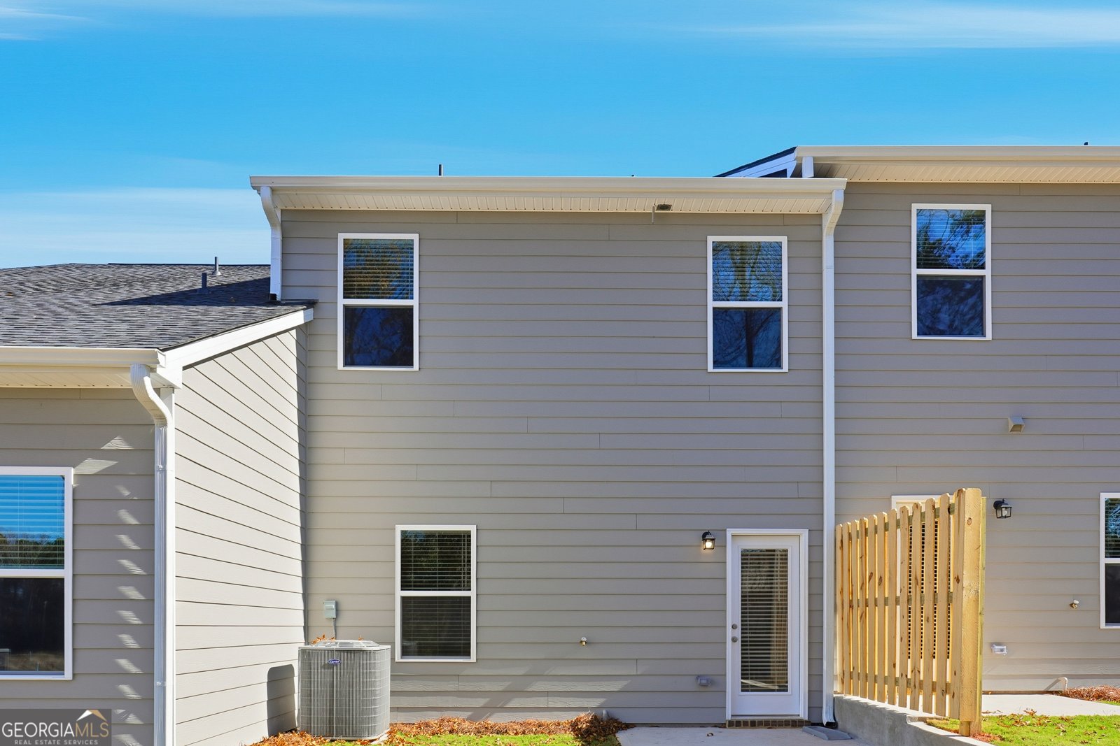 8371 Columbia Court Palmetto - 28