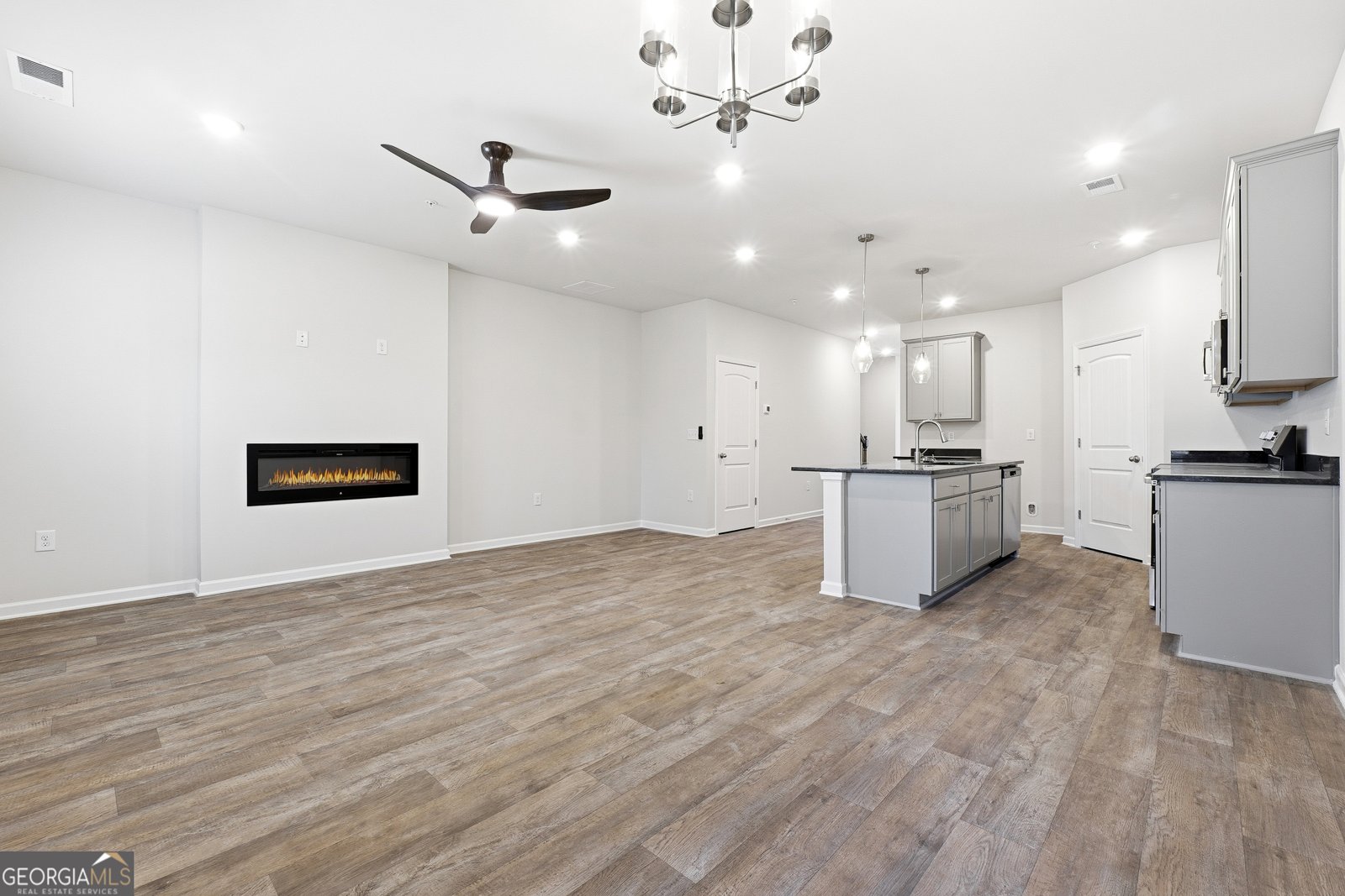 8371 Columbia Court Palmetto - 9