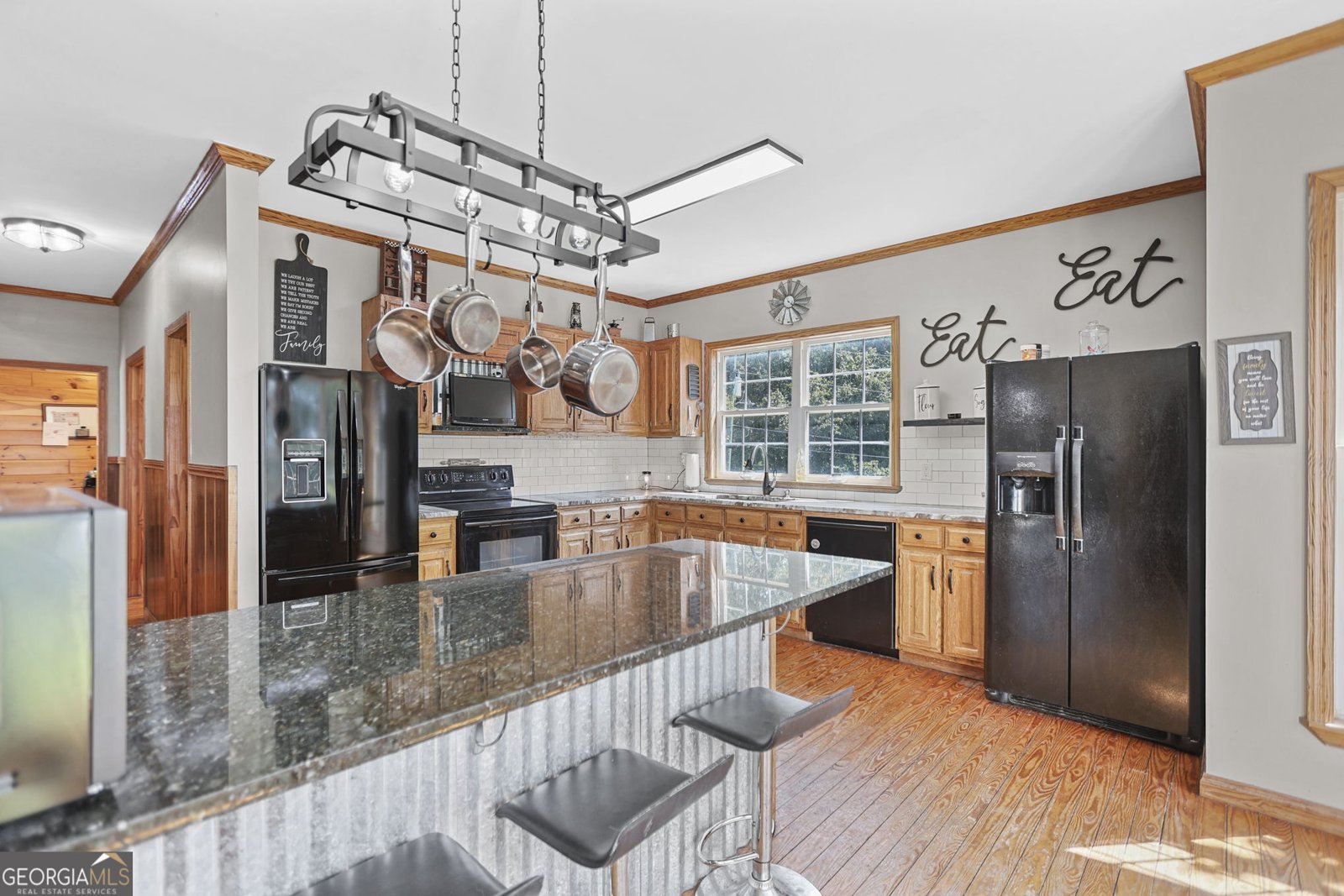 6365 Highway 2 Dalton - 39