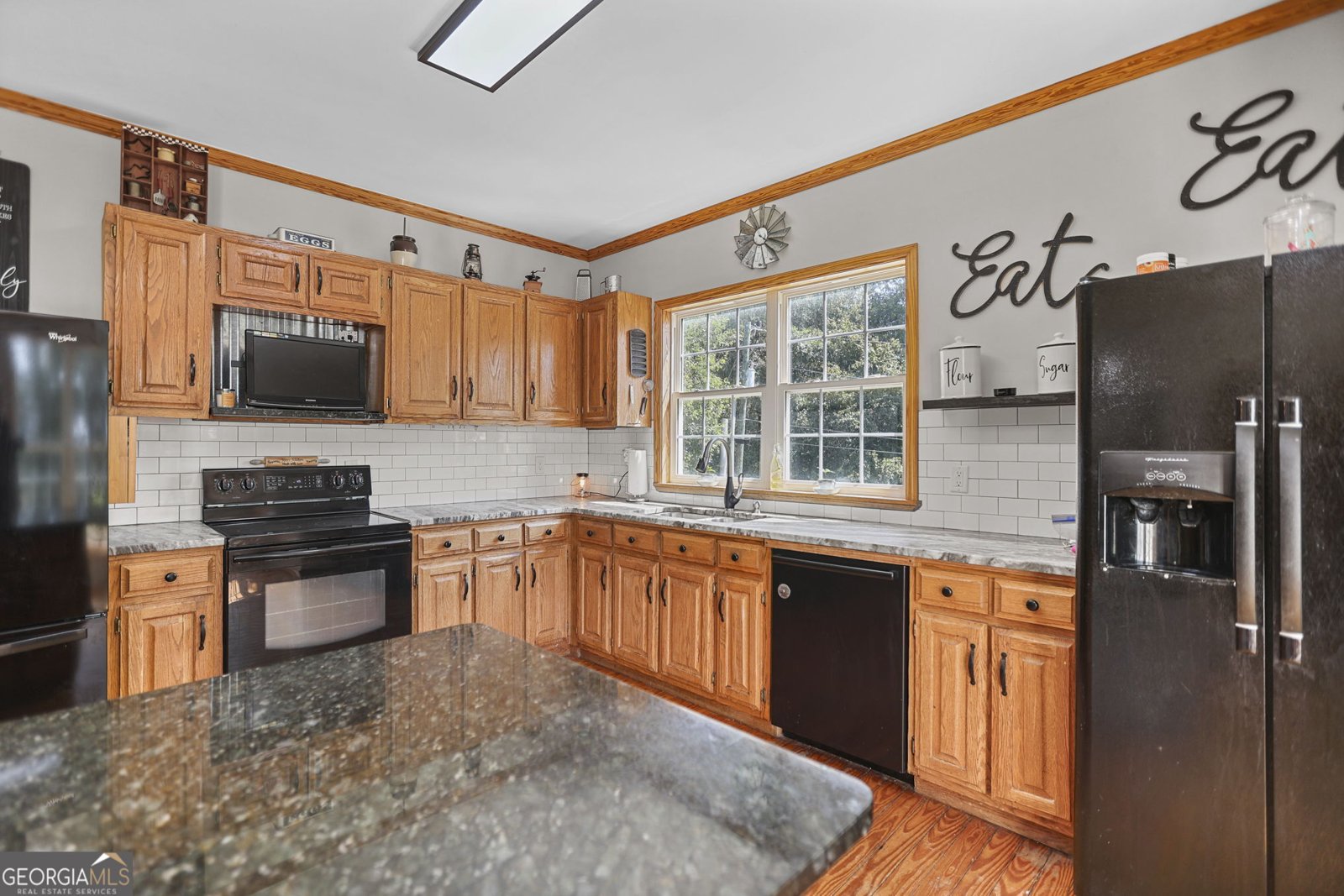 6365 Highway 2 Dalton - 41