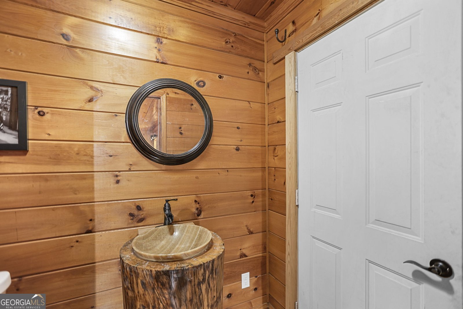 6365 Highway 2 Dalton - 57