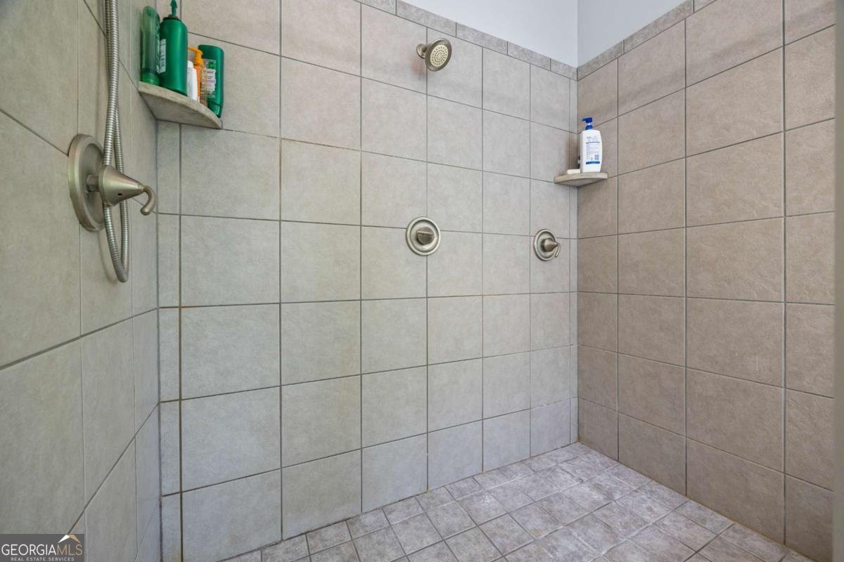 160 Evans Drive Bogart - 25