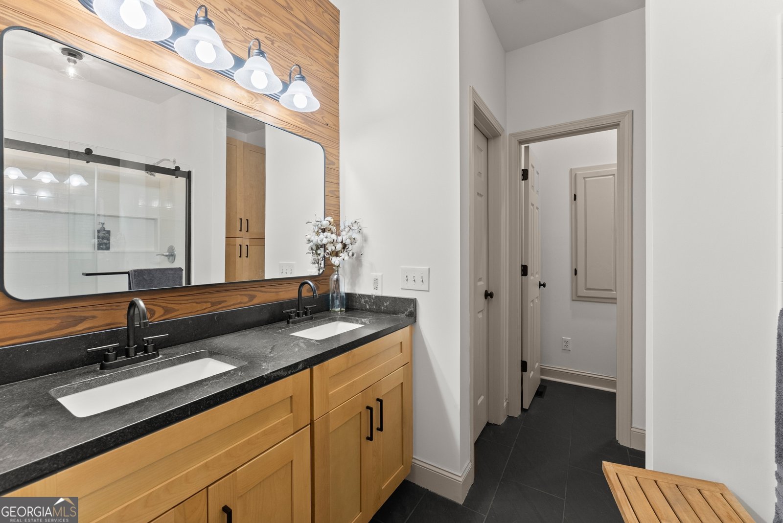 136 Cameron Point Cleveland - 21