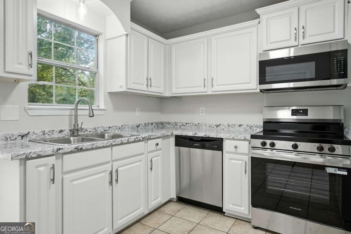 16 Oak Grove Court Adairsville - 8