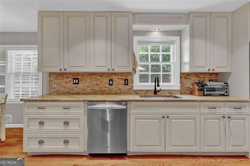 2580 FLEUR DE LIS PL Dunwoody - 13