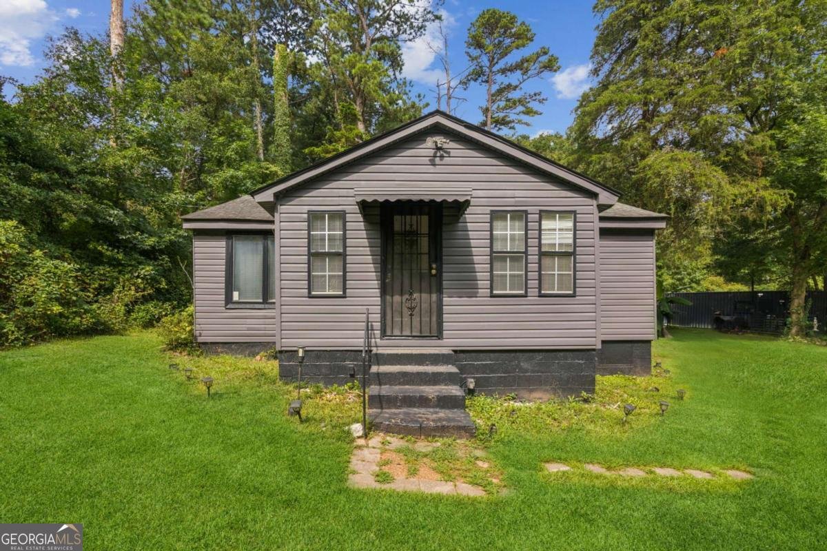 7895 Hobgood Road Fairburn - 1