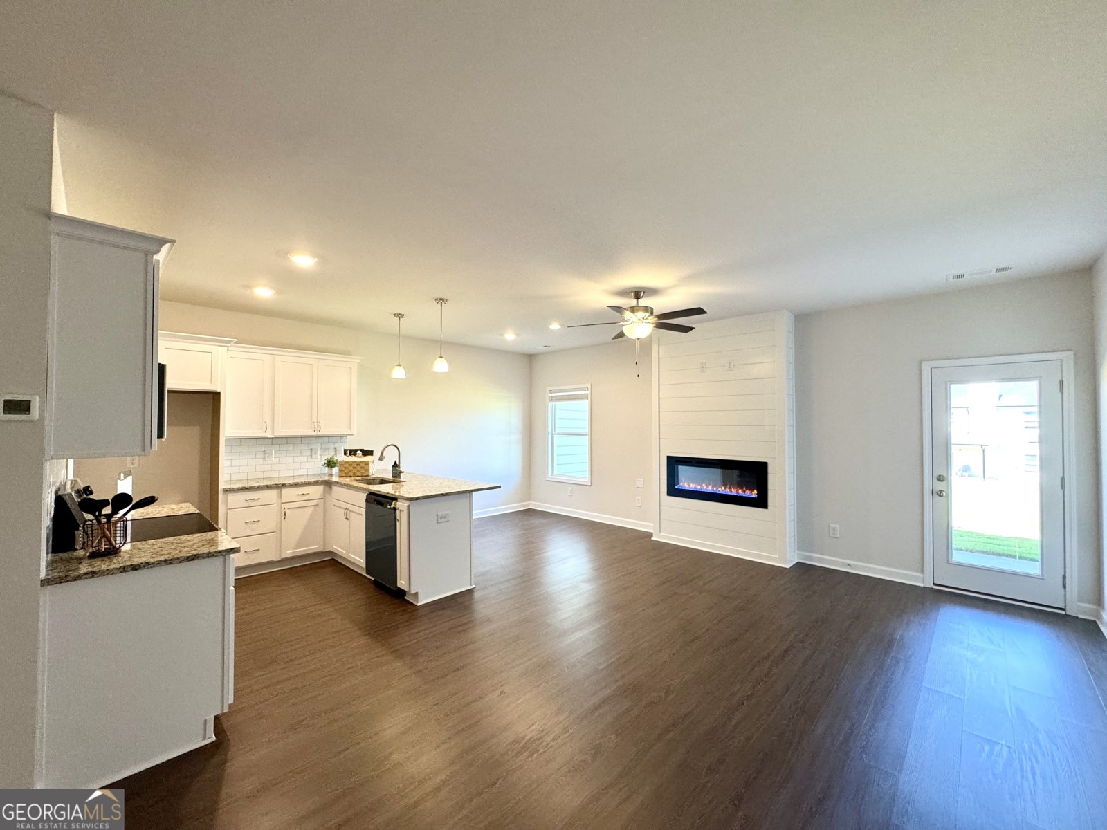 6326 Pine Ridge Point Lula - 5
