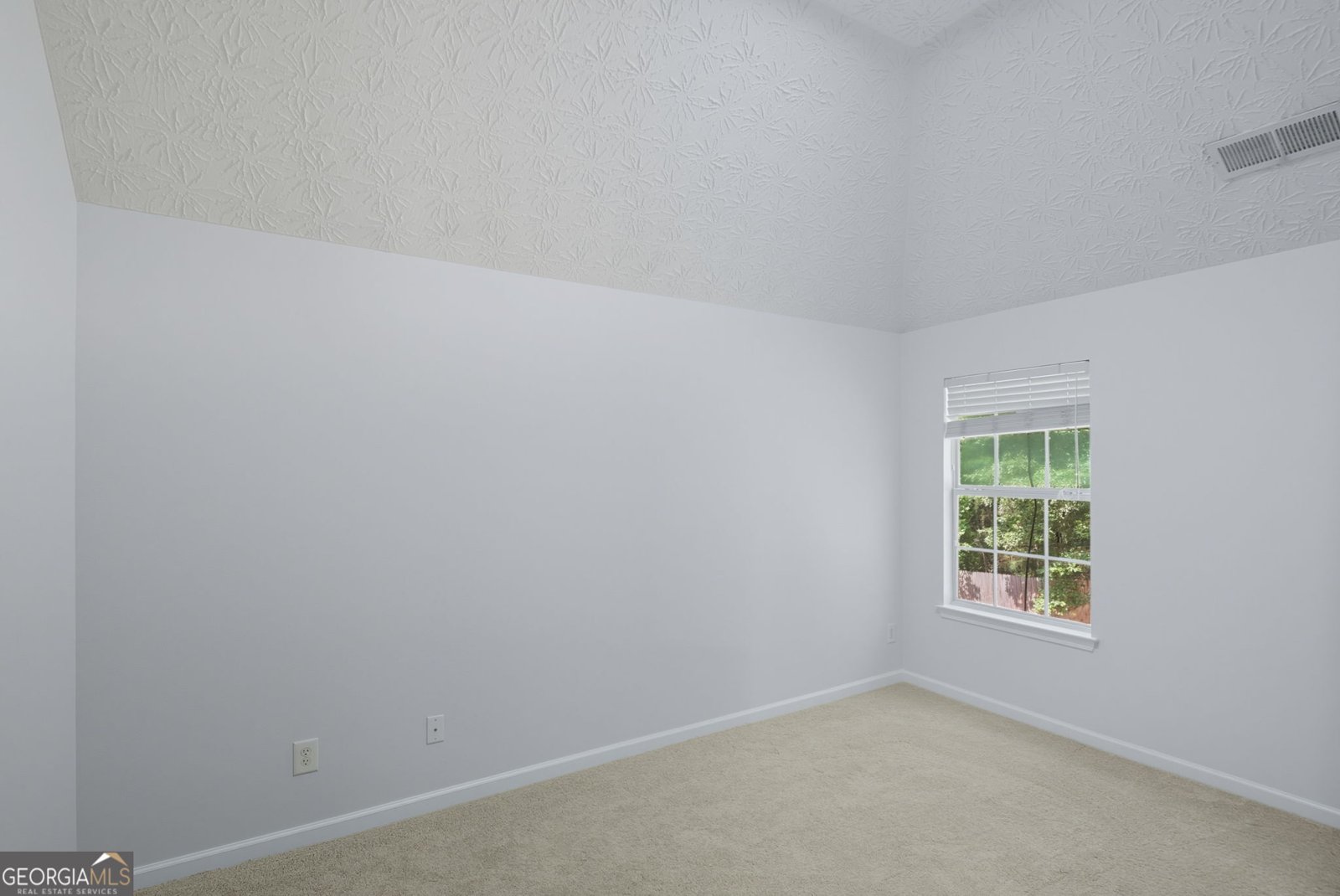 110 HELM Drive Covington - 19