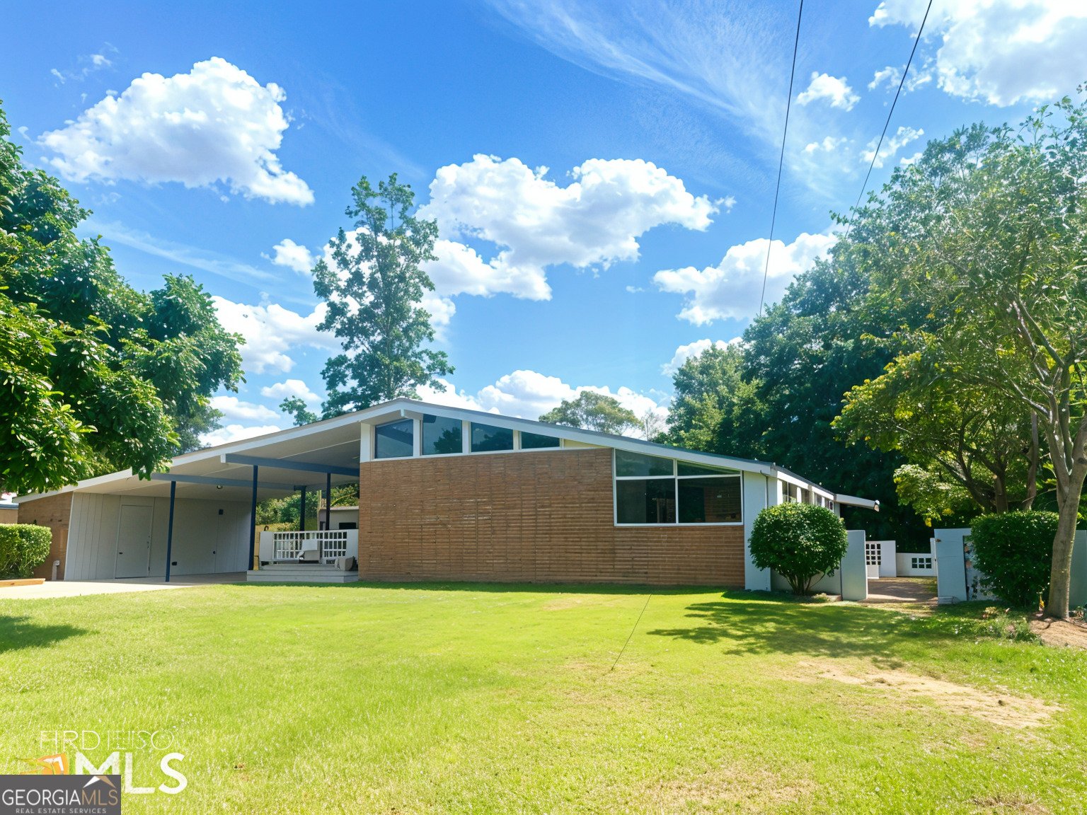 203 PINEVIEW Drive WARNER ROBINS - 1
