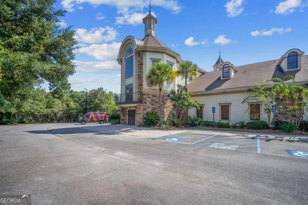 63 Henslow Fields Savannah - 30