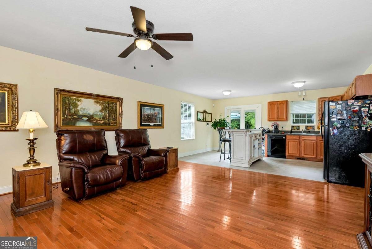 152 Russ Circle Clarkesville - 11