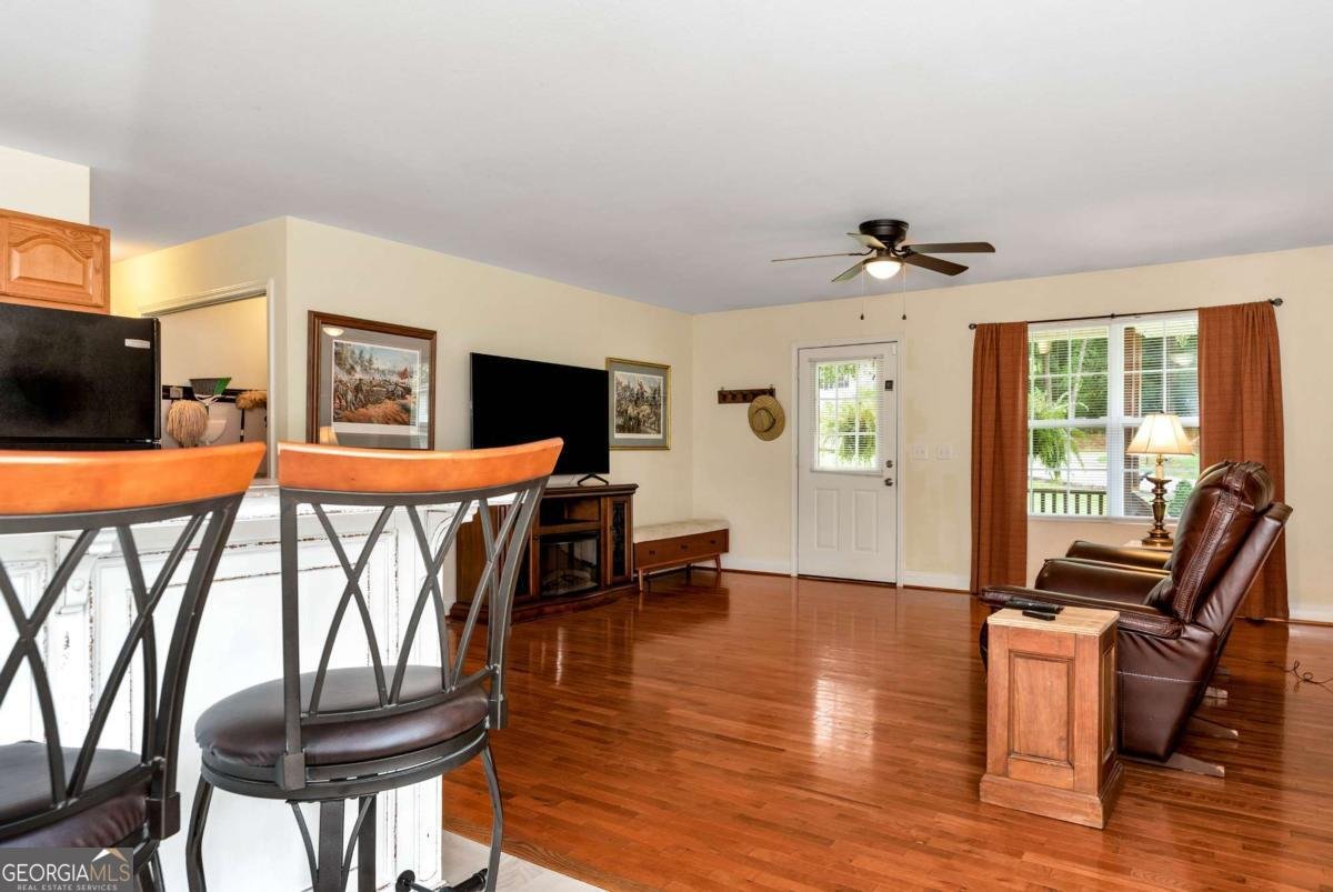 152 Russ Circle Clarkesville - 16