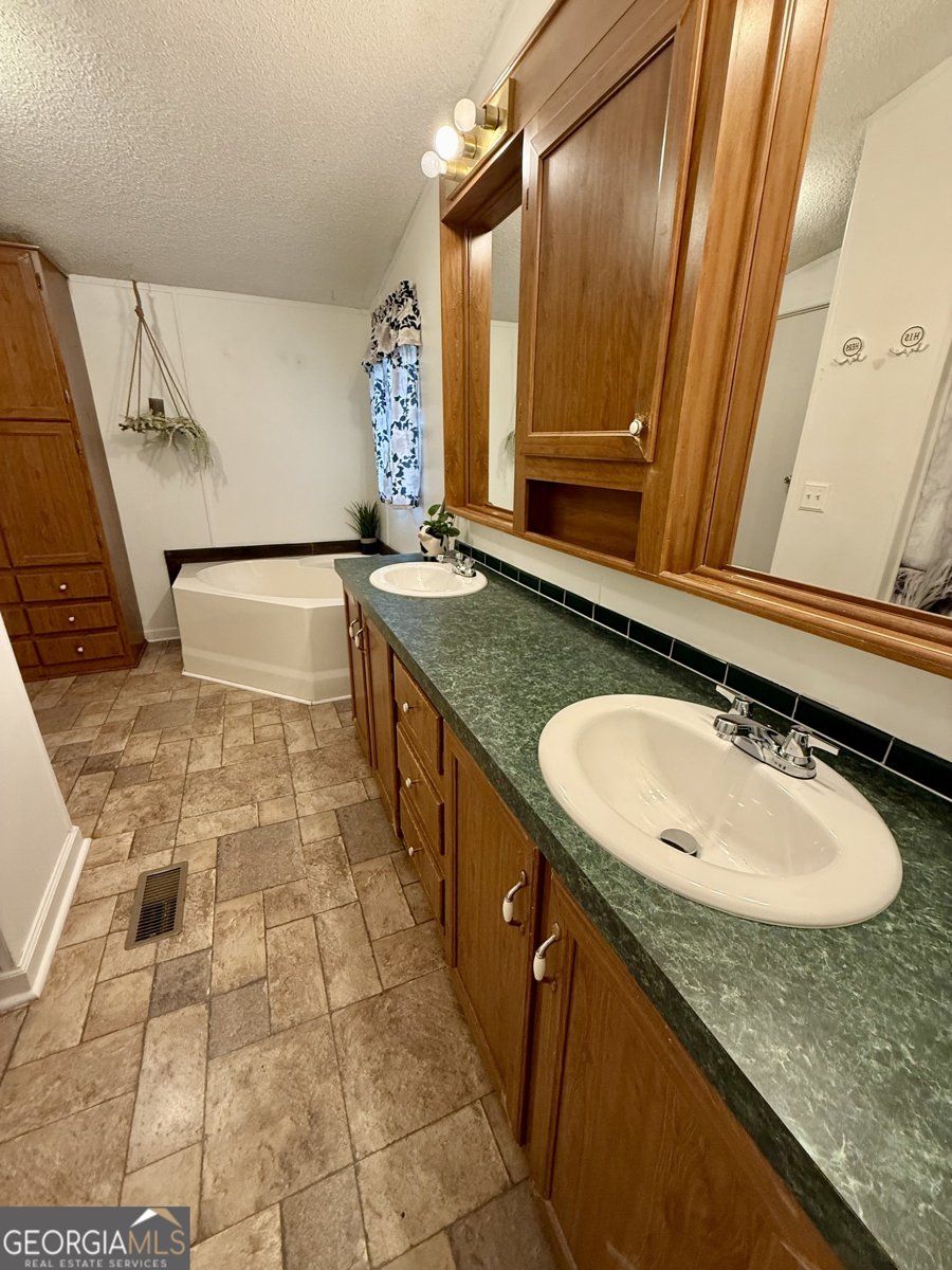 283 Wilderness Camp Road White - 16
