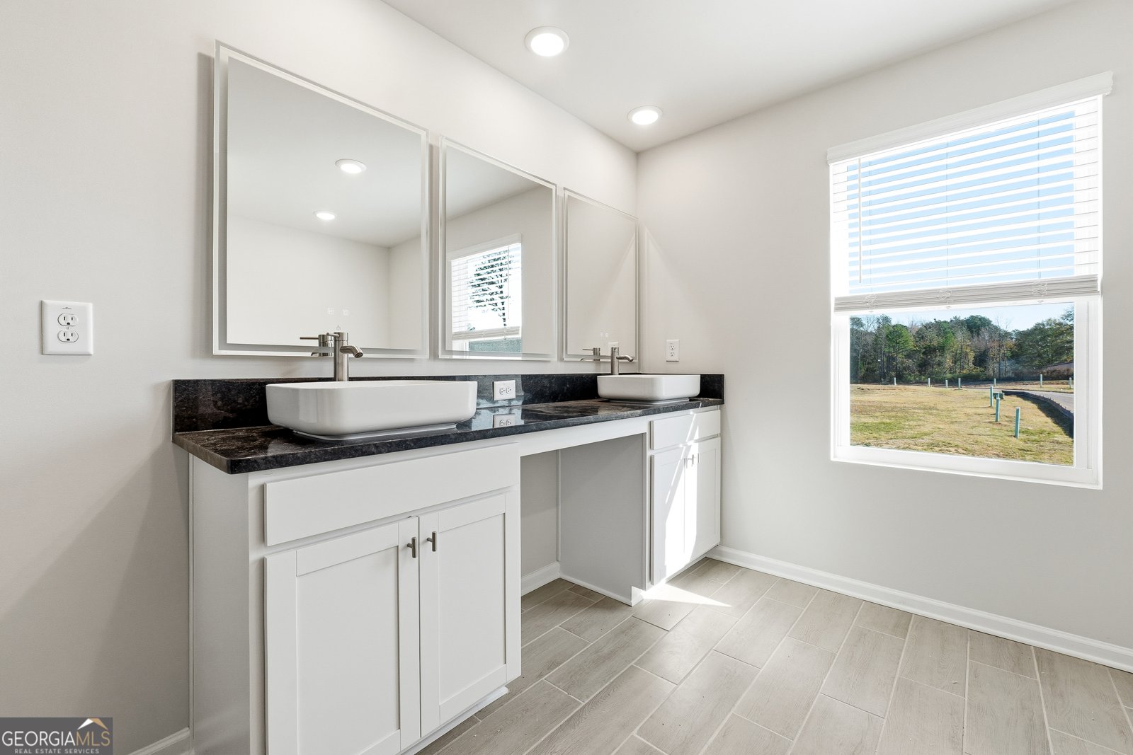 8383 Columbia Court Palmetto - 14