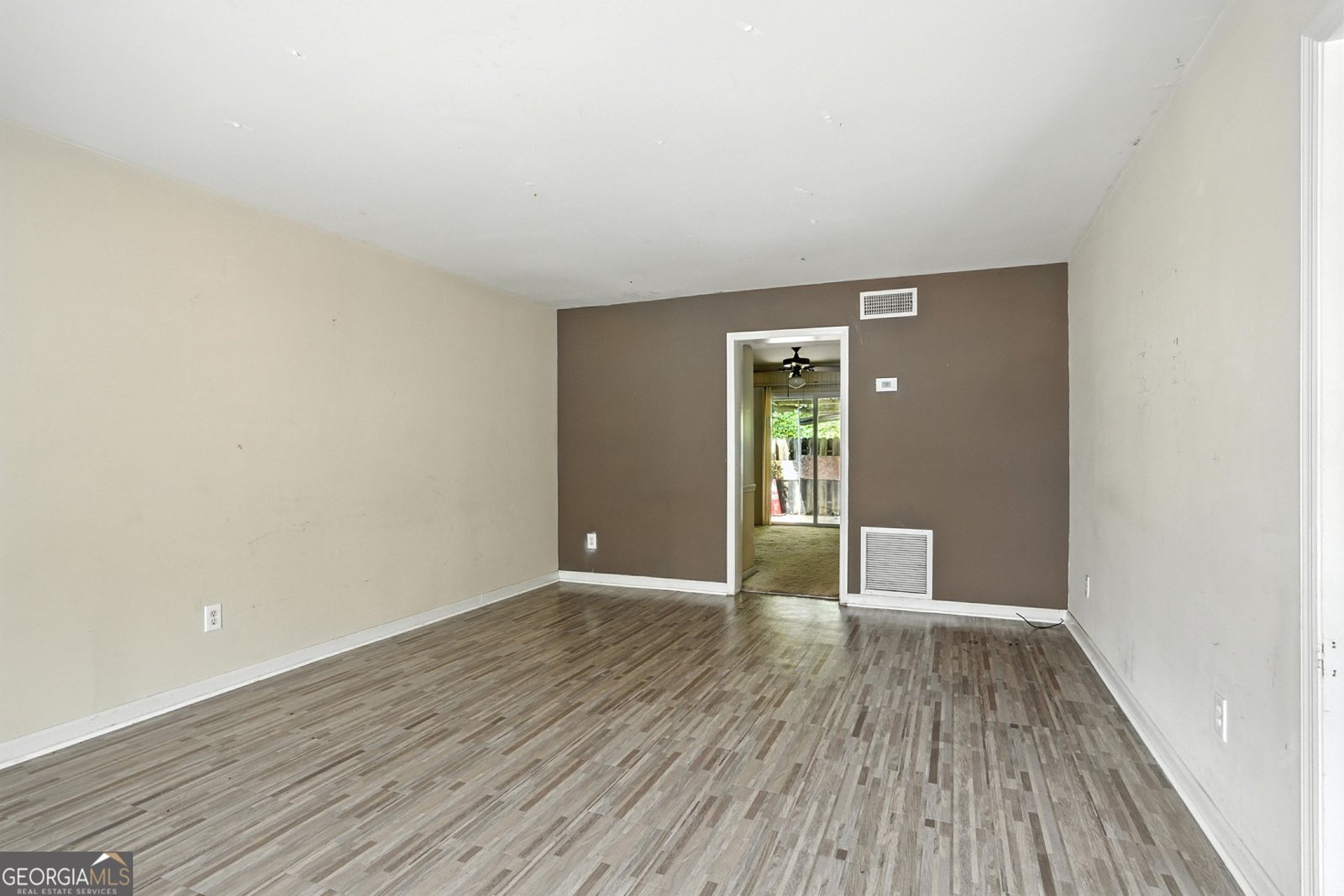 4500 Shannon Boulevard Union City - 5