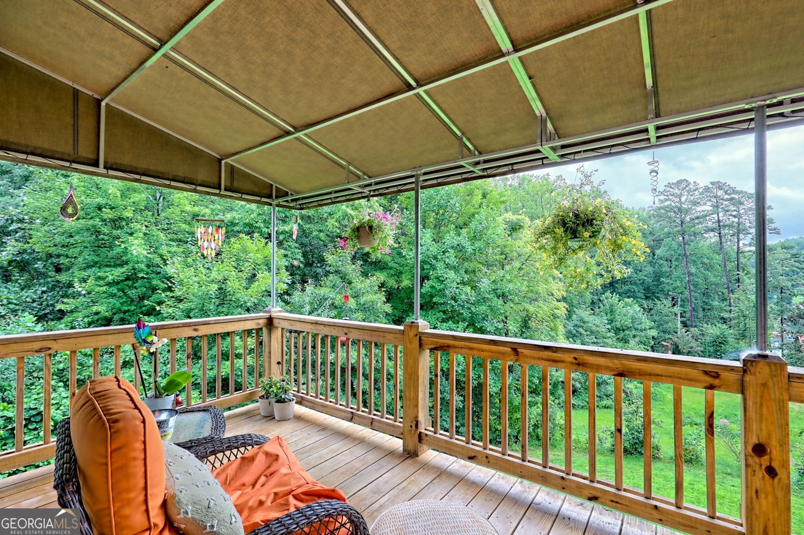 1060 Chatuge Village Circle Hayesville - 37