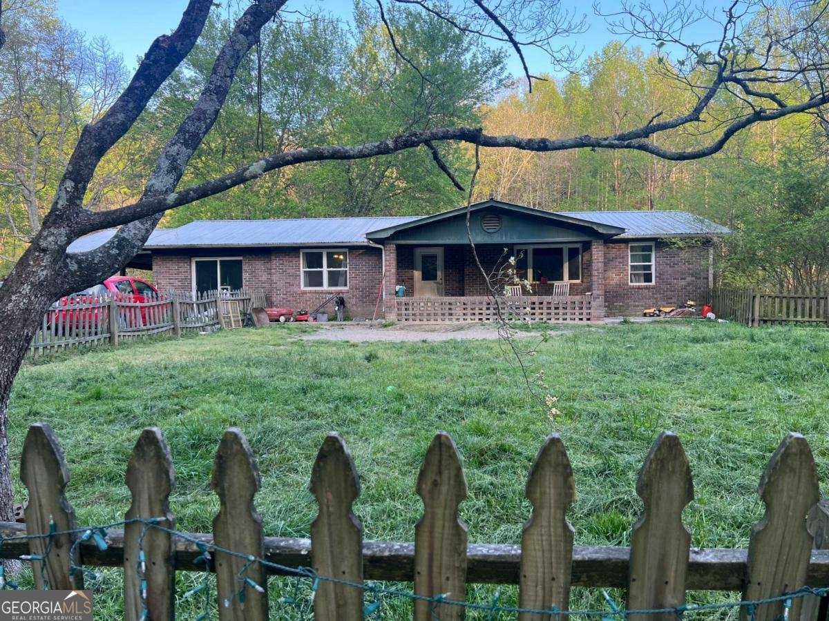 5134 Boardtown Road Ellijay - 1