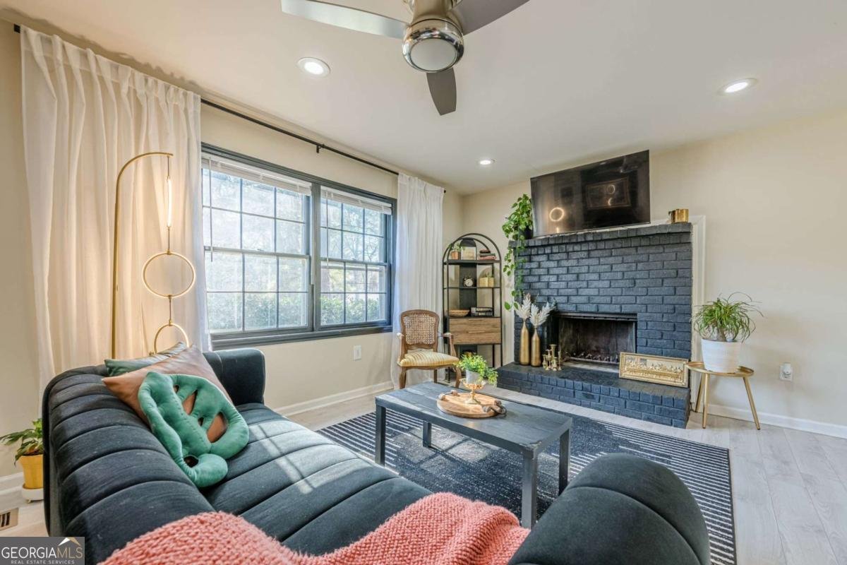 3006 Deshong Drive Stone Mountain - 5