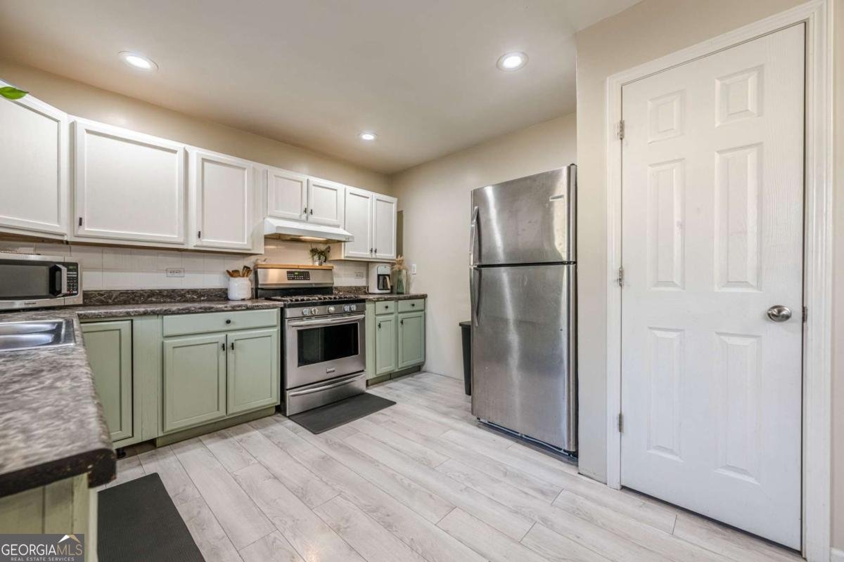 3006 Deshong Drive Stone Mountain - 9