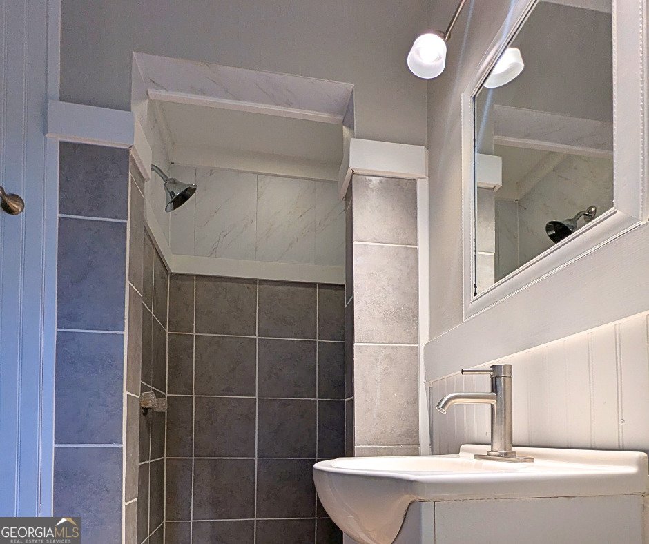 1701 Sharon Drive Albany - 12