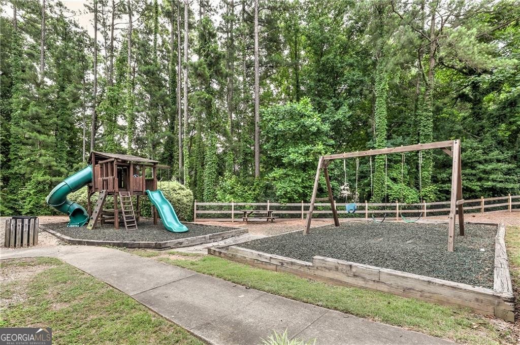 2205 Dunbar Trail Smyrna - 66