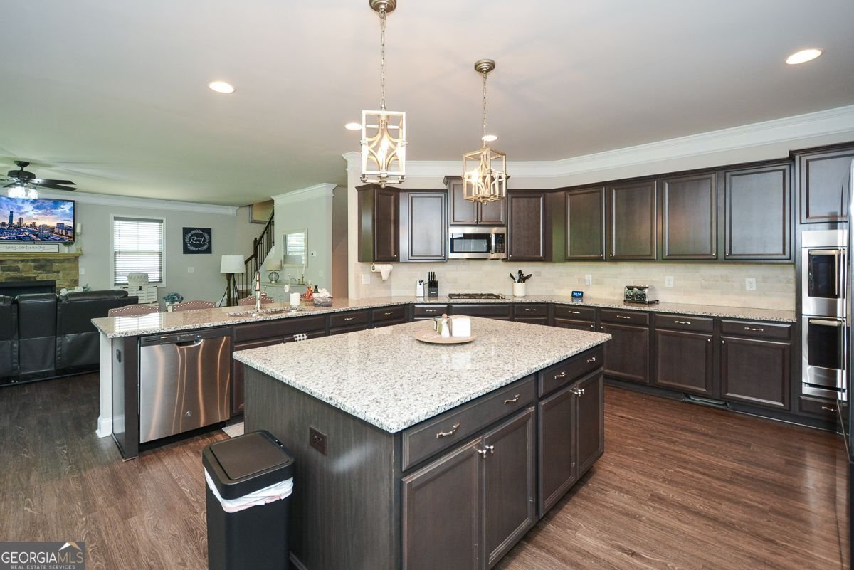 522 LINCOLNWOOD Lane Acworth - 40