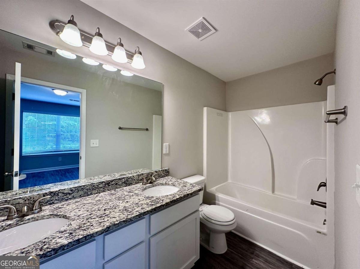 722 Keeshono Street Union City - 5