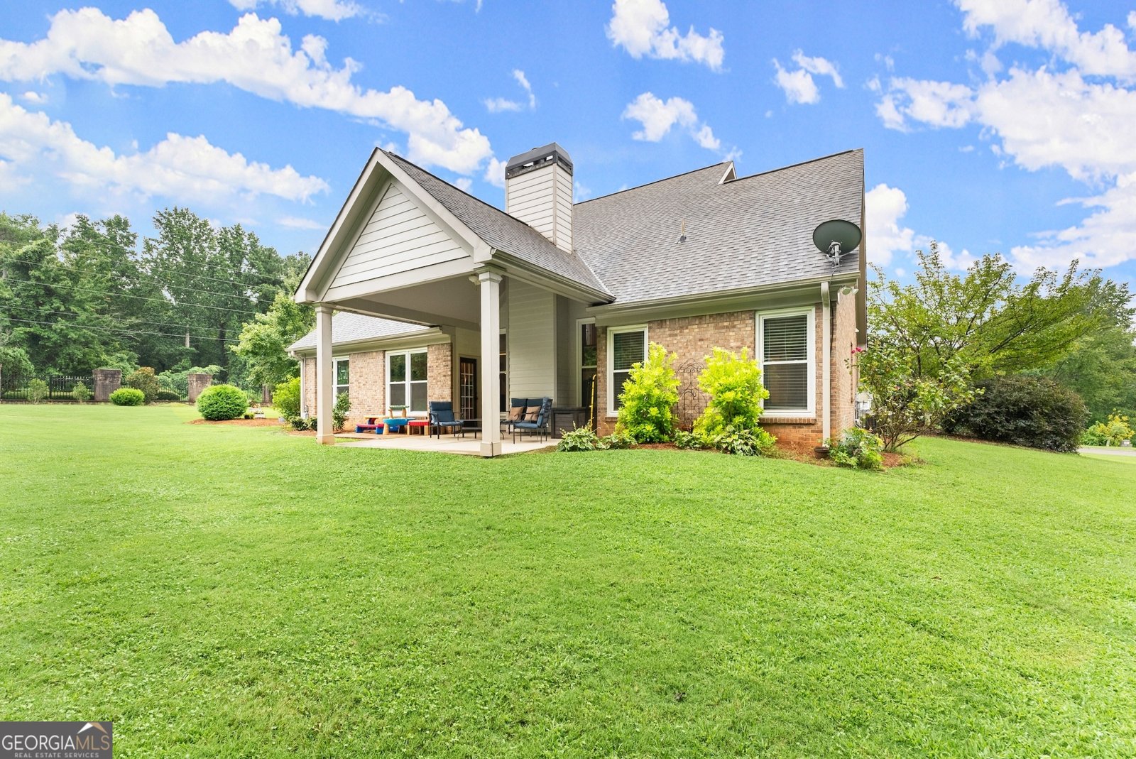 6006 Trojan Drive Gainesville - 33