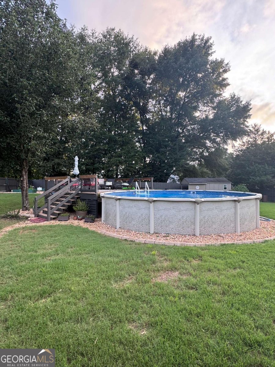 323 Junction Court Winder - 2