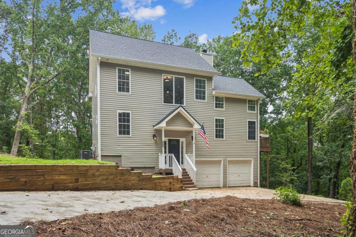 6055 Lakeside Court Gainesville - 1