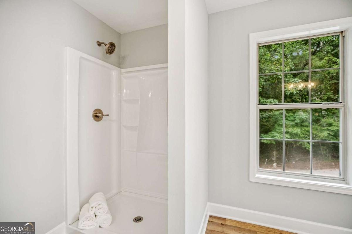 6055 Lakeside Court Gainesville - 23