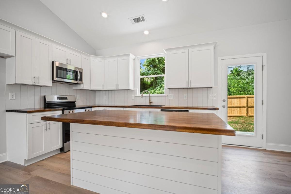 621 Elmwood Street Canton - 5