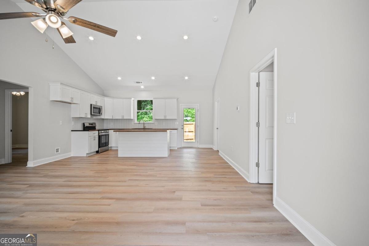 621 Elmwood Street Canton - 9