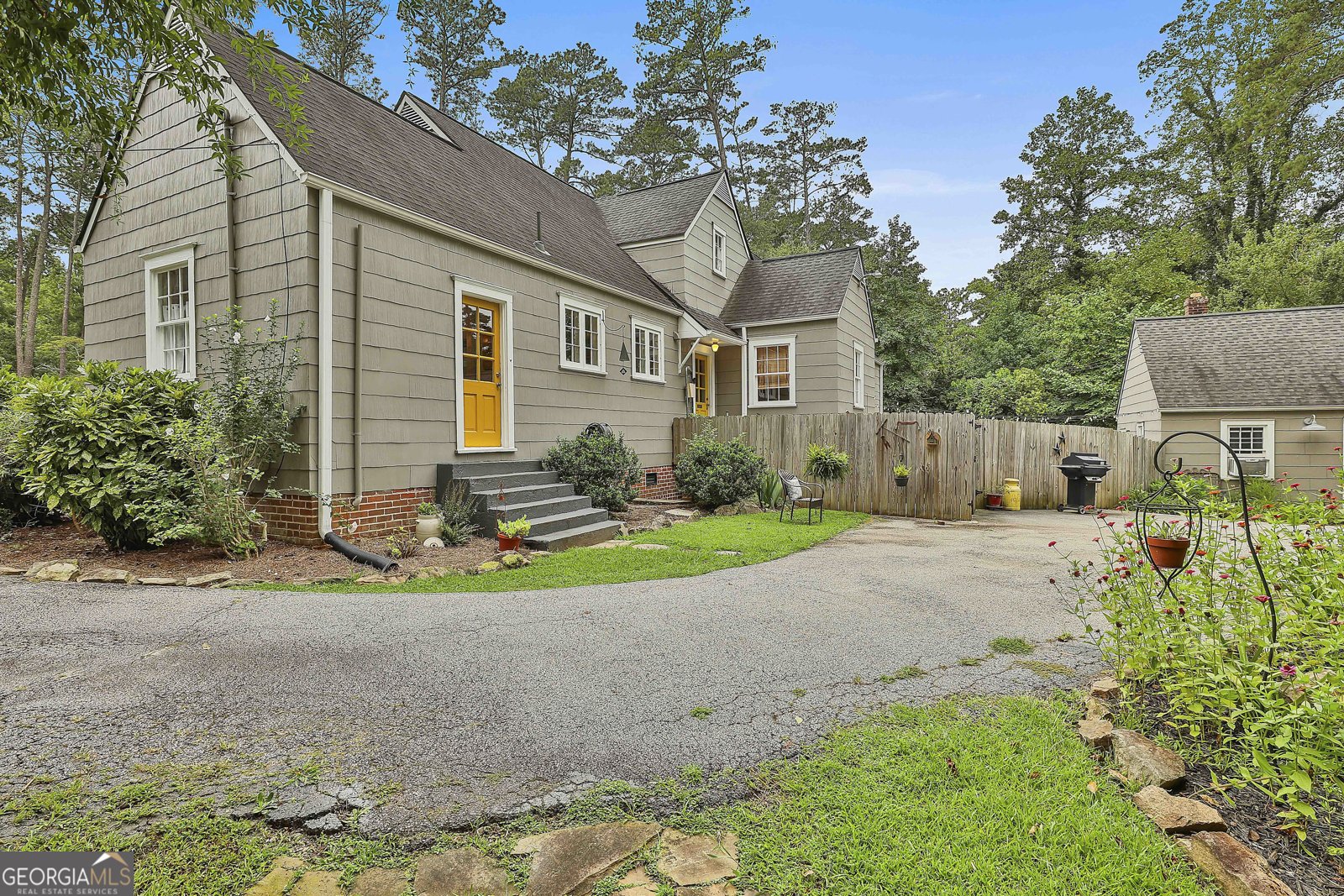 6455 Rivertown Road Fairburn - 46