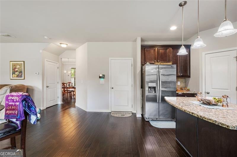 3548 WOODSHADE Drive Loganville - 11