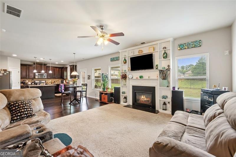 3548 WOODSHADE Drive Loganville - 53