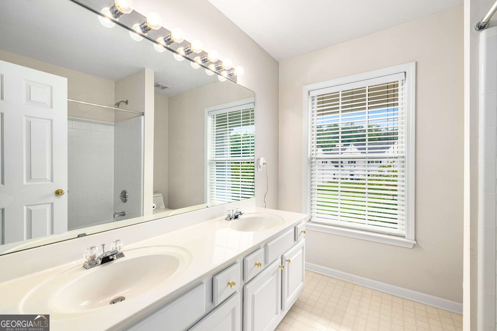 2229 Adderbury Court Smyrna - 34