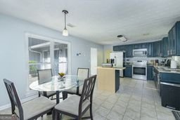 1328 Hidden Hills Parkway Stone Mountain - 11