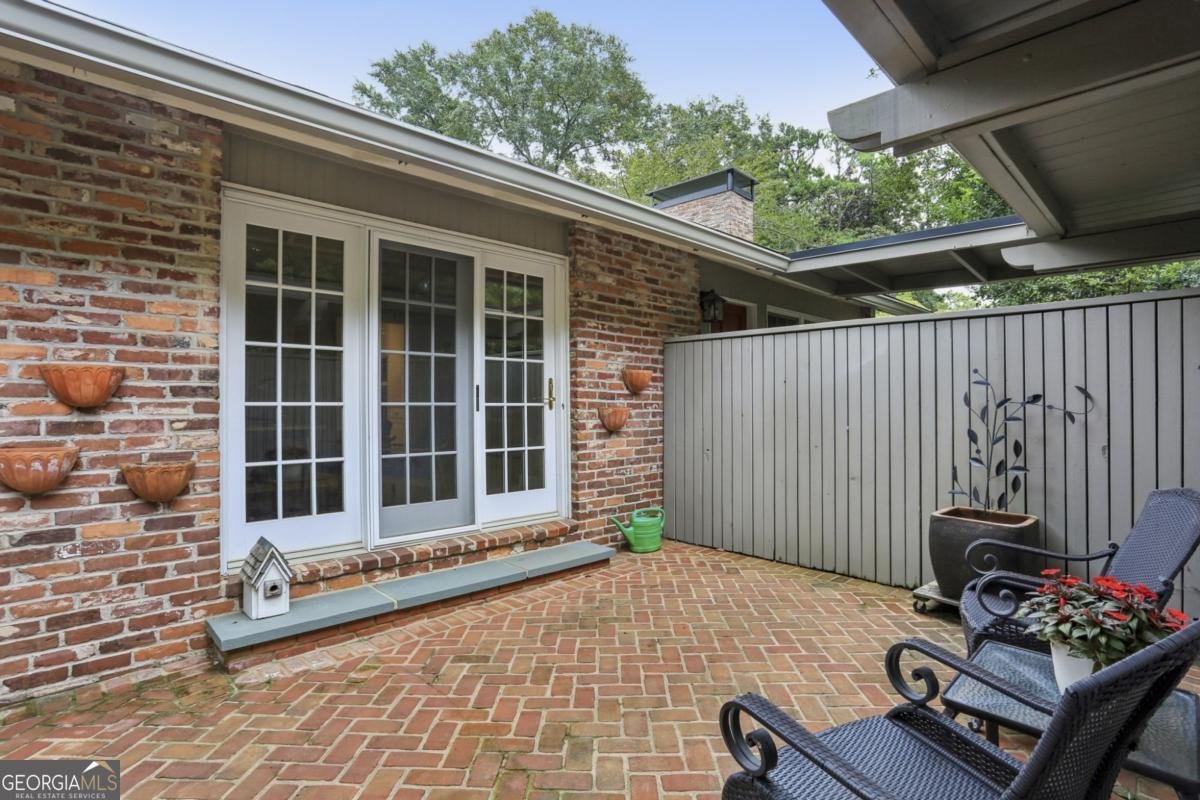 570 Valley Lane Atlanta - 15